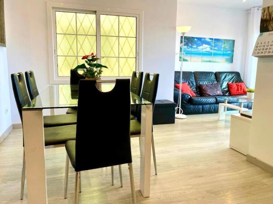 Beachfront Apartment *